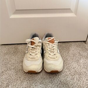 New Balance Cream Suede